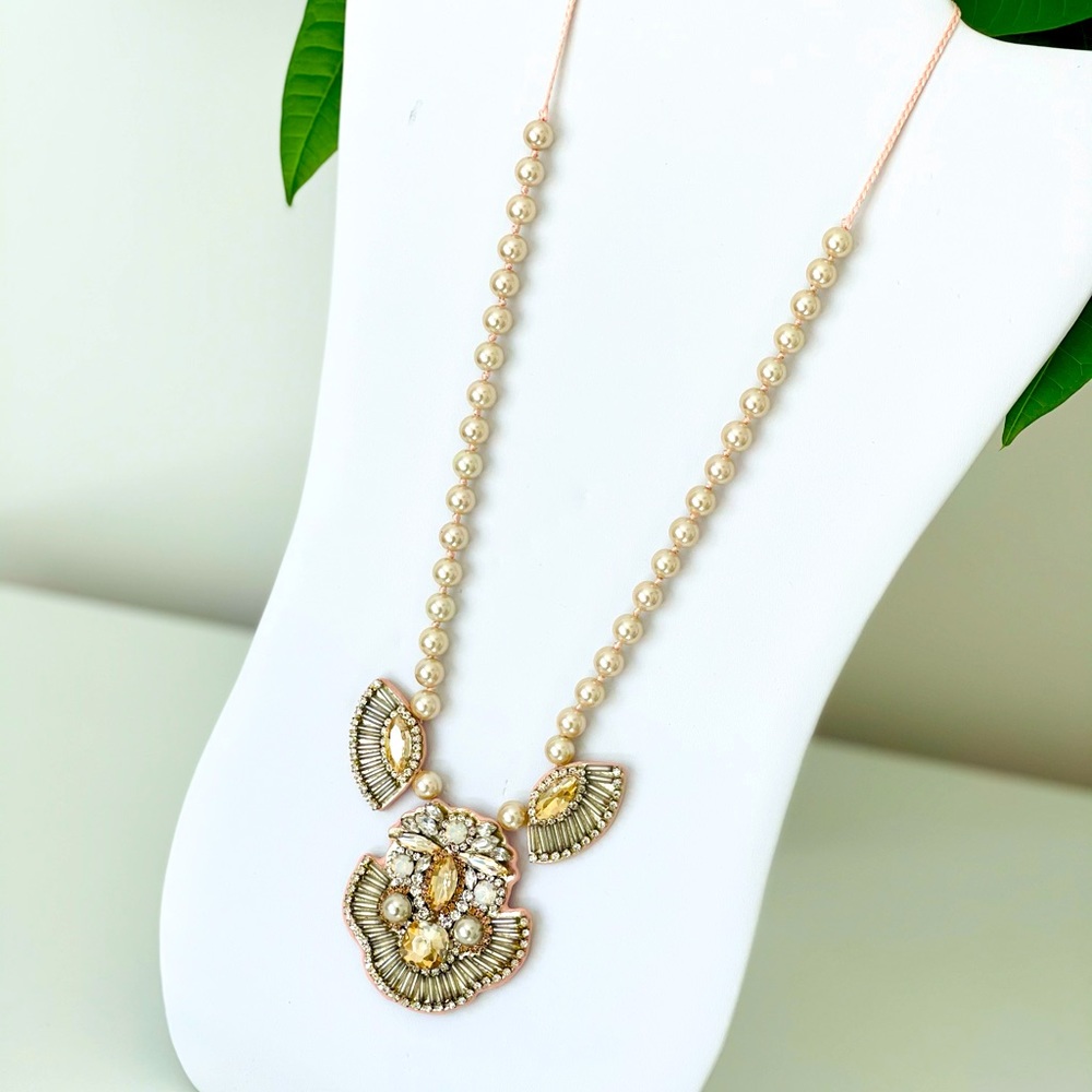 Chloe + Isabel Jolie convertible necklace